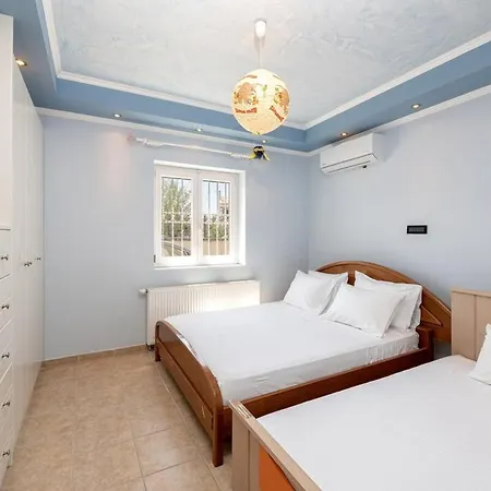 Villa Paula Cozy In Corfu