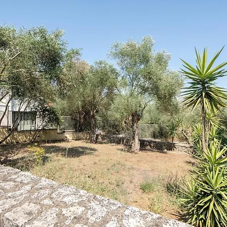 Paula Cozy In Corfu *